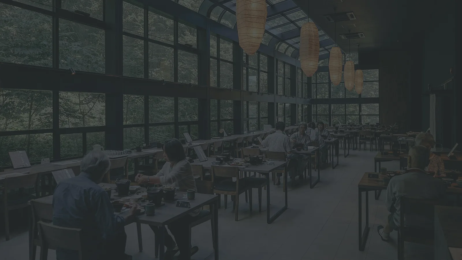 Restaurant filling up seats with Hostme restaurant reservation system